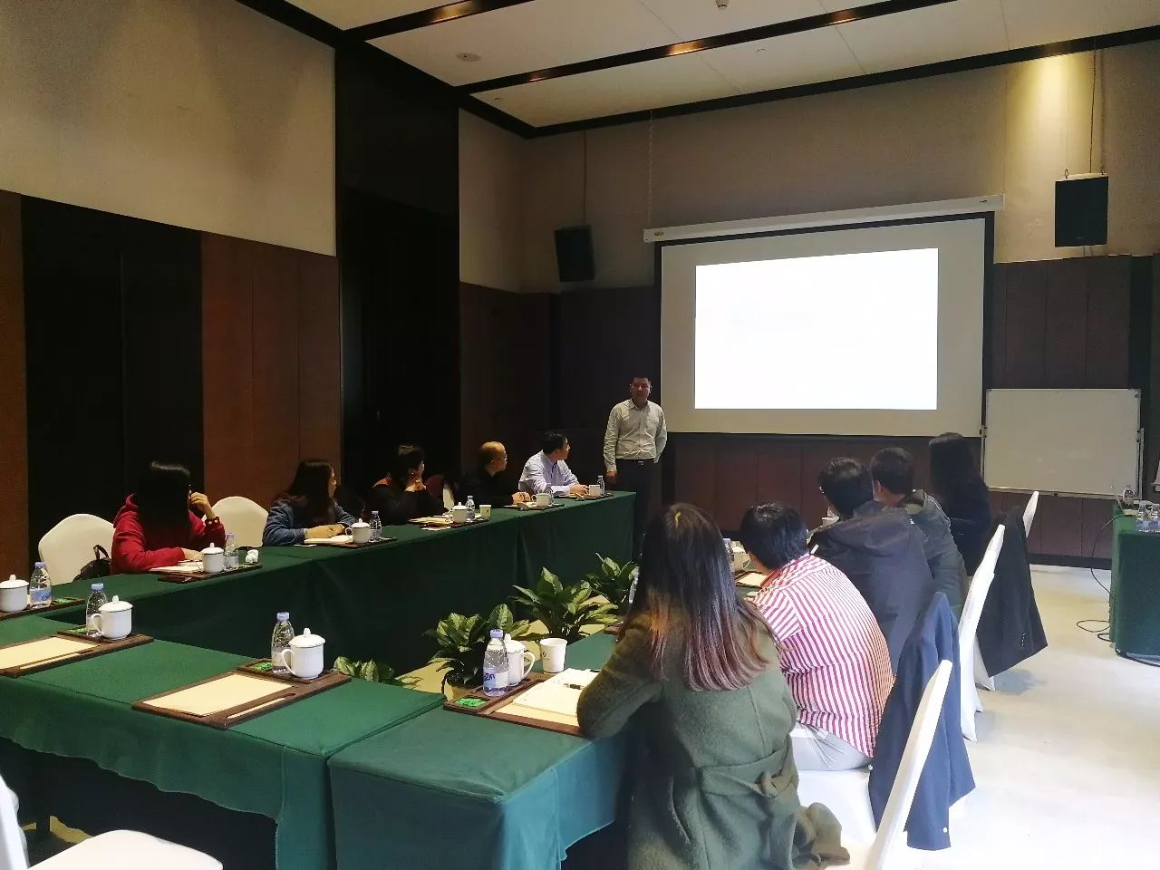 ŷ��ɡҵ��Ӧ���ܼ������������